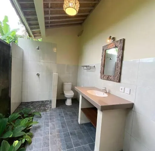 Villa Daksina Ii - 3 Bedrooms Private In Ubud
