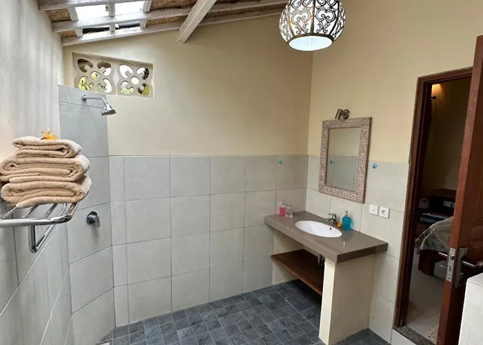Daksina Ii - 3 Bedrooms Private In
